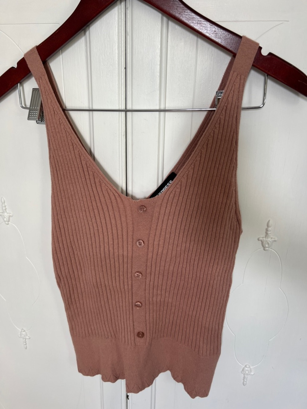Express Ribbed Button-Front Tank Top in Dusty Rose